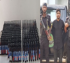 ২৬৪ বোতল ফেন্সিডিলসহ র‌্যাবের খাঁচায় মাদক ব্যবসায়ী